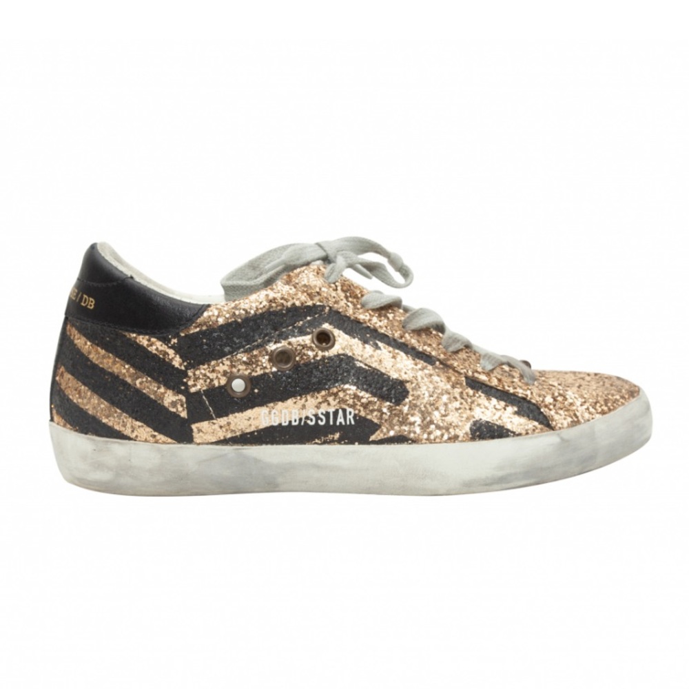 EUC Golden Goose Deluxe Brand Black & Gold Sneakers Size 37
